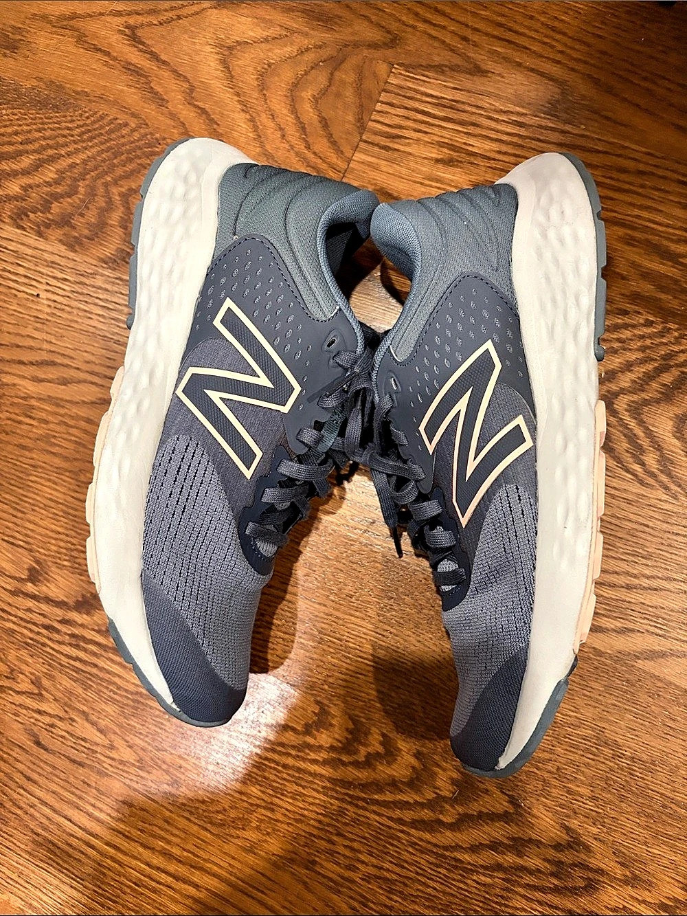 New Balance 520 Comfort Ride Running Shoes Gray & Pink Athletic Shoes
